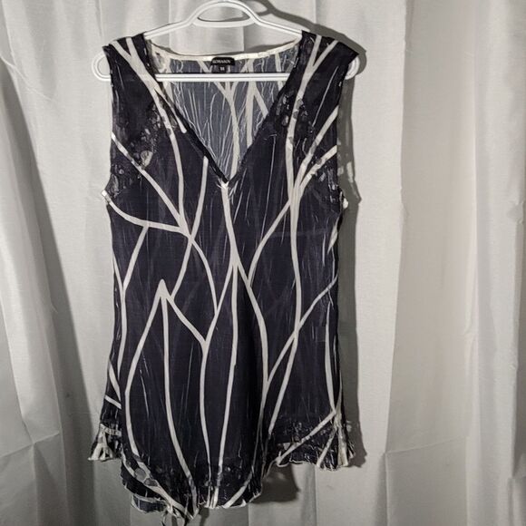 * KOMOROV  black and white sleeveless blouse - Picture 1 of 5